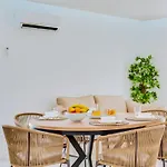 T2 Moderno E Renovado A 500m Da De Appartement Quarteira