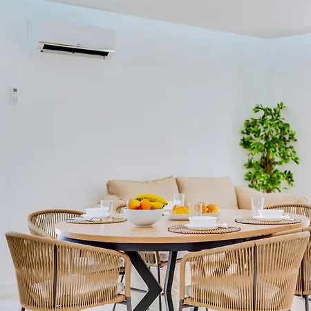 T2 Moderno E Renovado A 500m Da De Apartment Quarteira