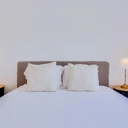 T2 Moderno E Renovado A 500m Da De * クアルテイラ